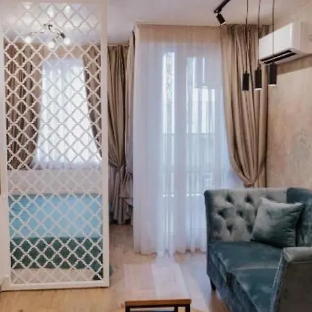 Le Bijou-tomov Plaza شقة